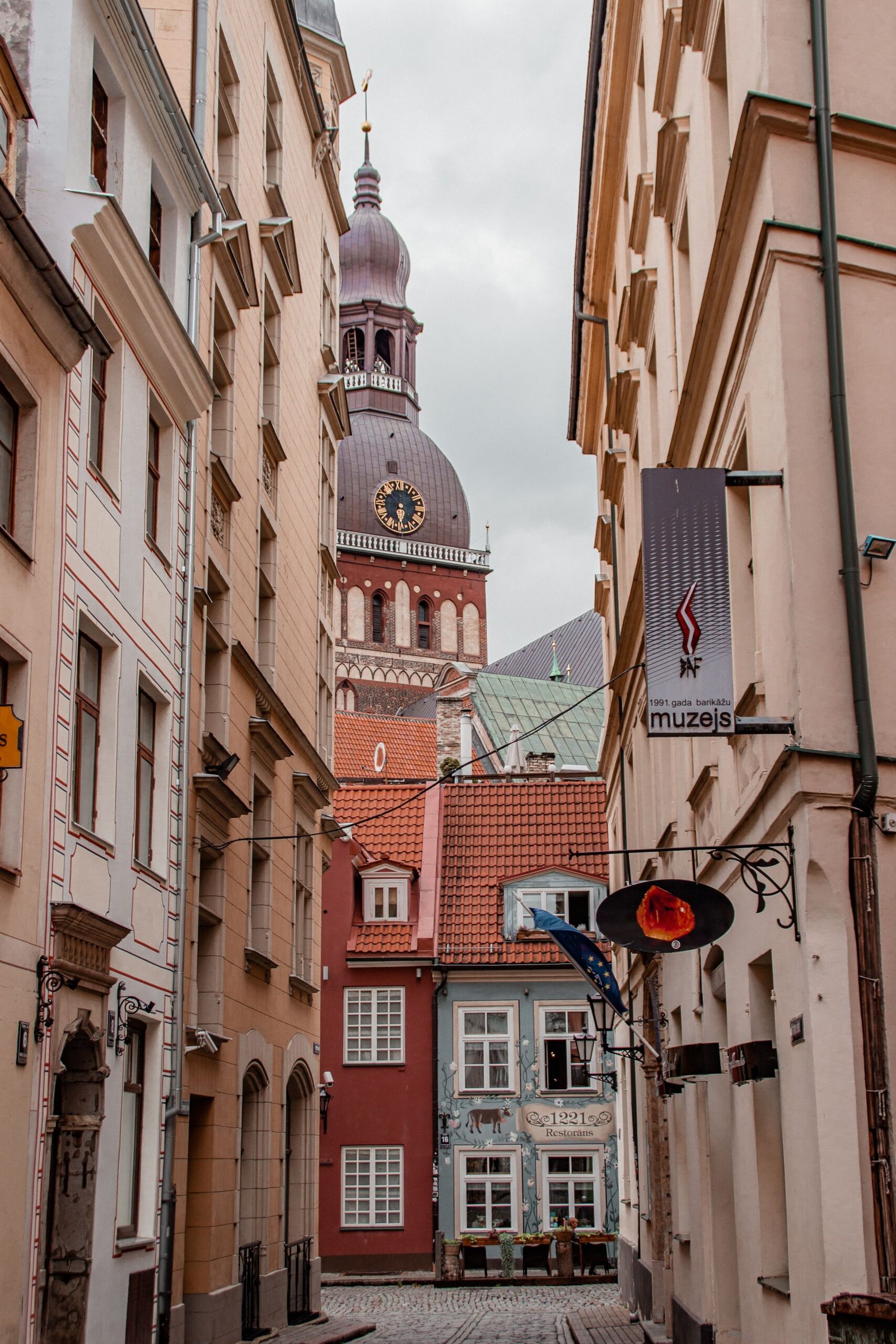 Baltib City Tour